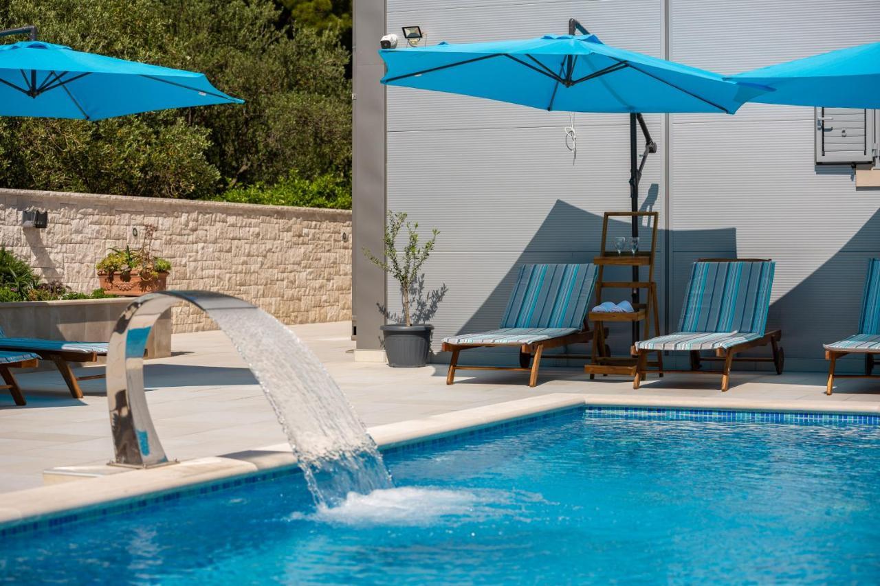 Villa Aqua - Adults Only Bol Luaran gambar