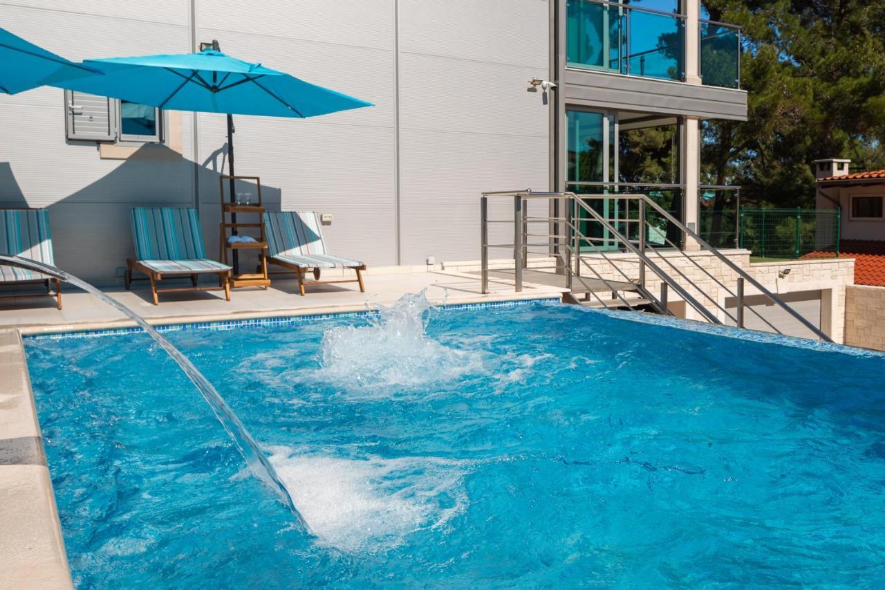 Villa Aqua - Adults Only Bol Luaran gambar